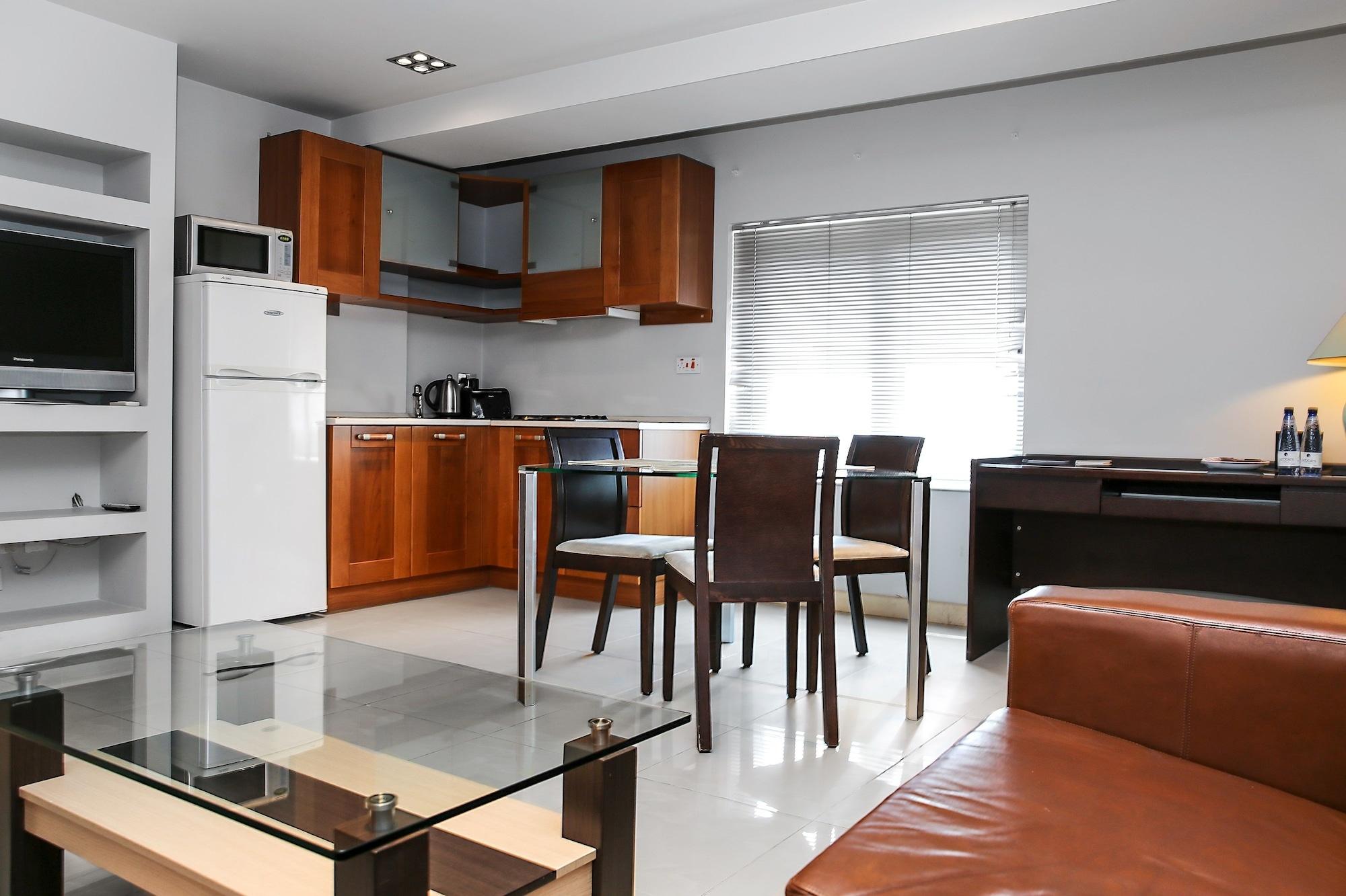 Pebbles Boutique Aparthotel Sliema