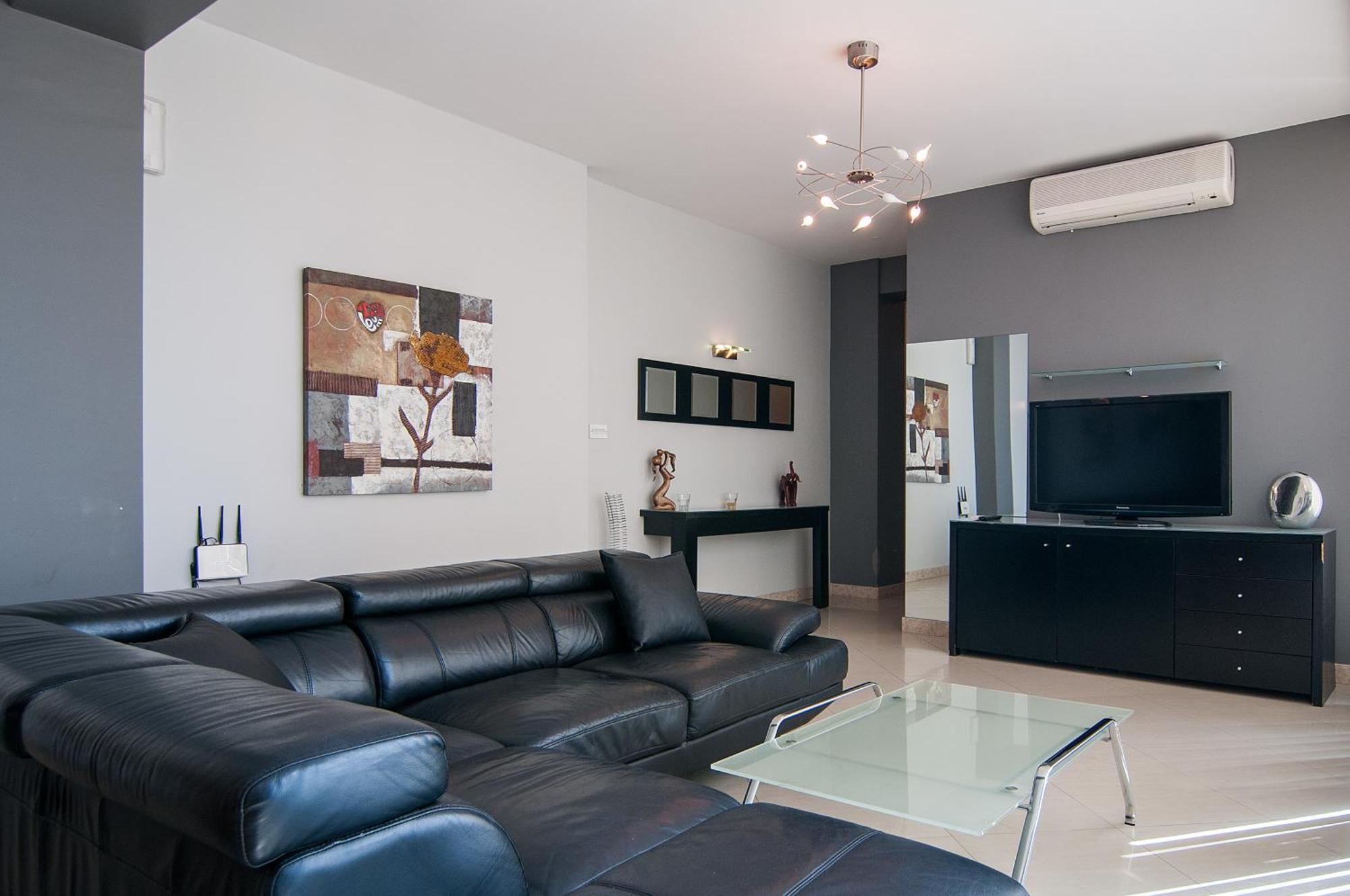 Pebbles Boutique 3* Sliema
