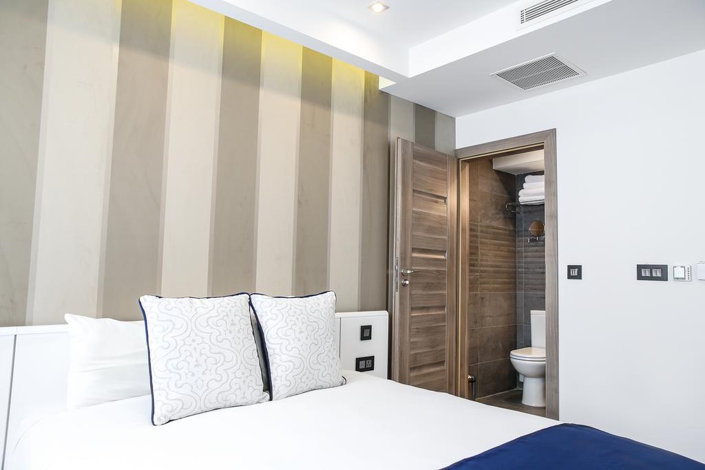 Pebbles Boutique Aparthotel 3*